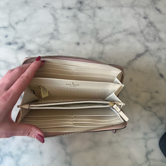 Kate Spade large reversible tote bag with matching wallet - Picture 12 of 15